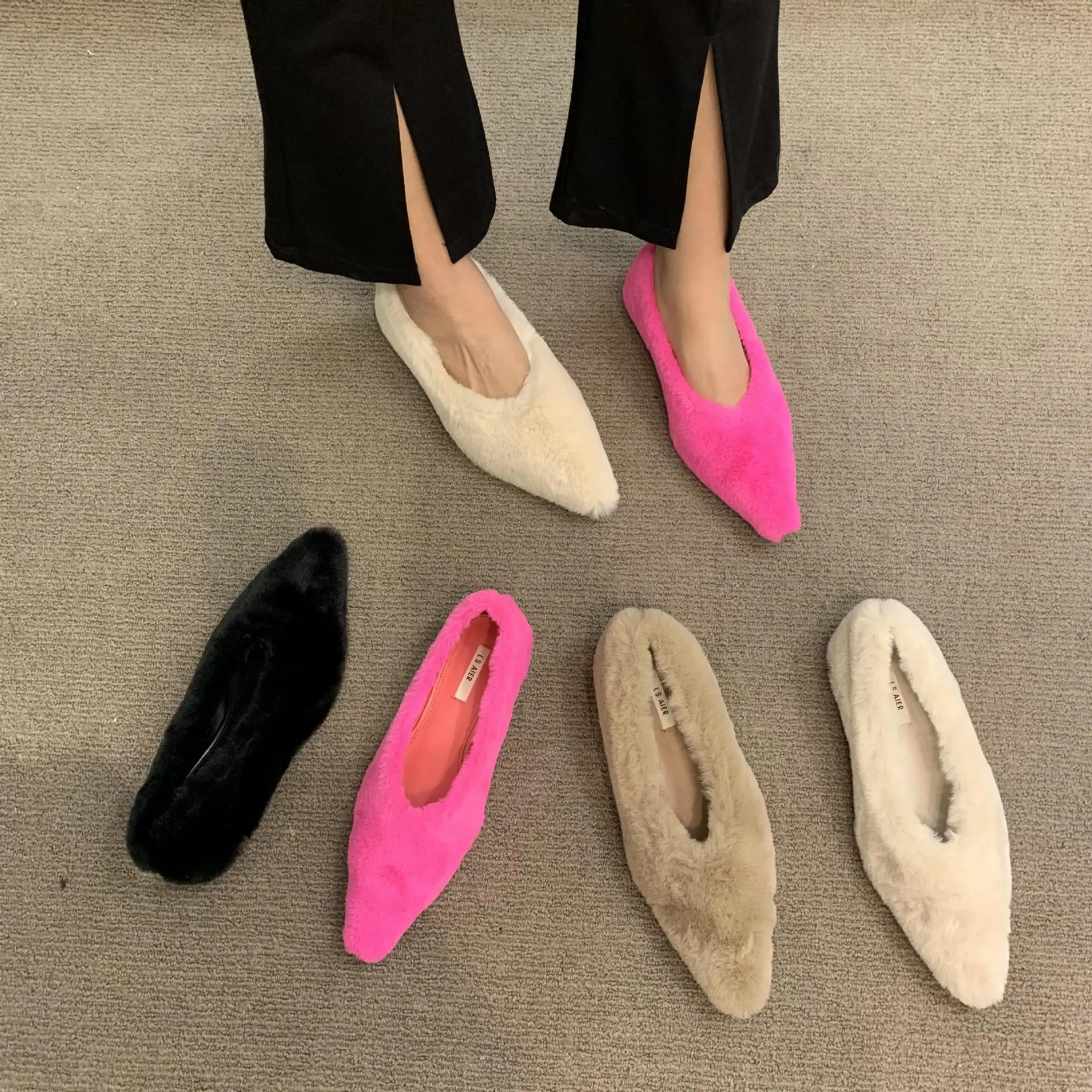 2023 Топли и удобни модни дамски обувки-лодка с пухкава кожа, остър пръсти и плоска подметка за есента и зимата zapatos de mujer