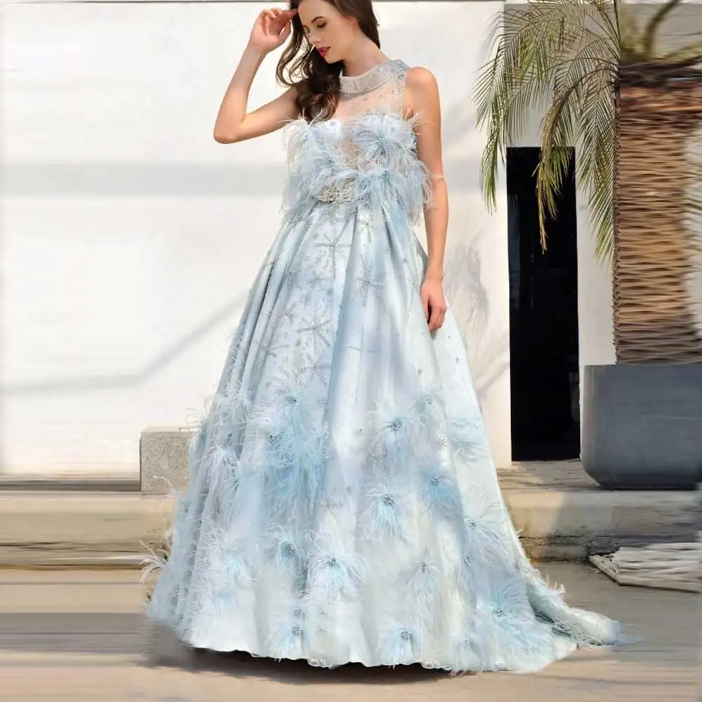 Луксозна вечерна рокля трапецовидна форма, с кръгло деколте и кристали, дамско модно плиссированное рокля за бала с цип с влак от пера