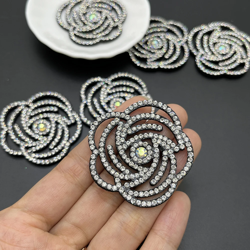 6шт ивици от черни кристали 45 мм във формата на цветя, подходящи за украса на чанти с фиби, аксесоари 