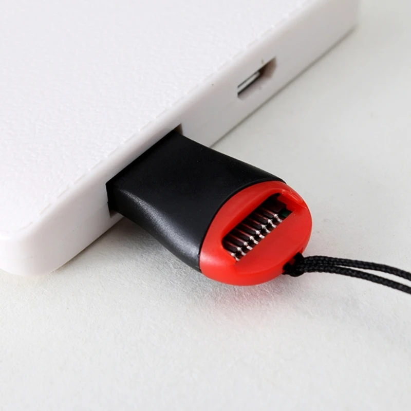 Четец на карти с памет Mini USB, SDHC Висока скорост на четец за карти памет USB2.0 Сценарист High Speed